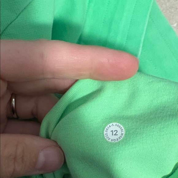 Lululemon scuba joggers - Picture 4 of 4